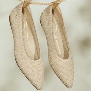 VIVAIA Pointed-Toe Ballet Flats (Aria 5° Hemp) Natural Fiber in Sand Woven sz 7